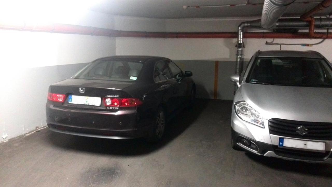 Merry&Car - Huge Balcony + Living Room + 2Br Budapest Exterior foto